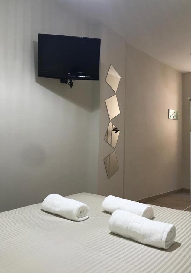 Wish Suite Gran Poder De Sevilla Buitenkant foto